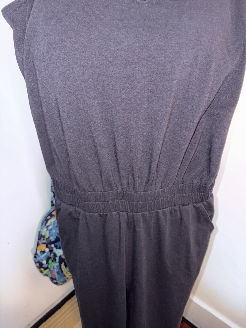 Pact Organic Cotton V-Neck Jumpsuit with Front Pockets Small - Picture 2 of 8